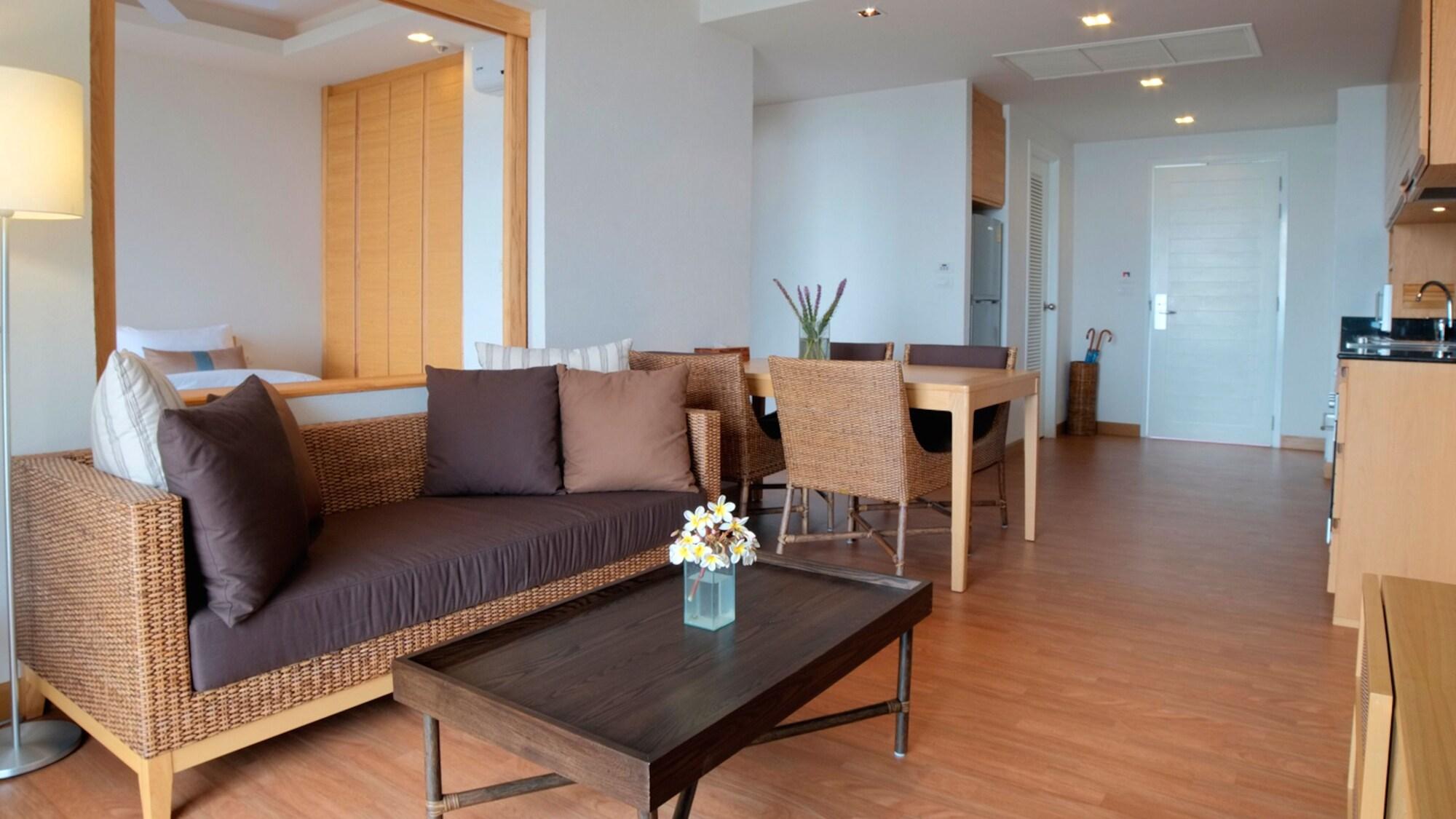 פראצ'ואפ קירי קאן Nishaville Resort מראה חיצוני תמונה