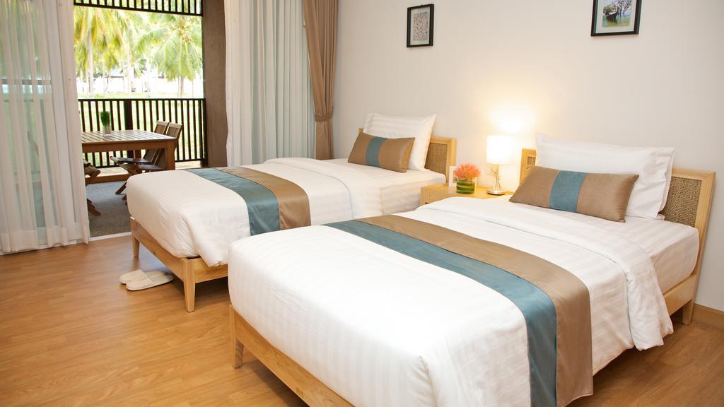 פראצ'ואפ קירי קאן Nishaville Resort מראה חיצוני תמונה